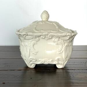 Godinger Antique Reflections White Embossed Square Dish with Lid Vintage